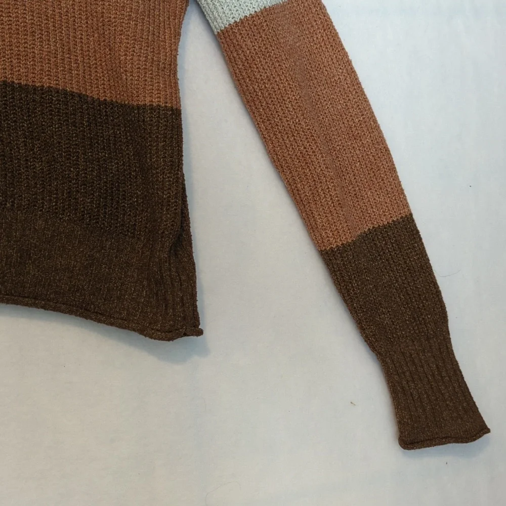 Pink Rose Colorblock Knit‎ Women's Sweater M